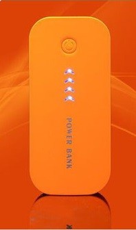 Powerbank kolorowy z latarką pomarańczowy